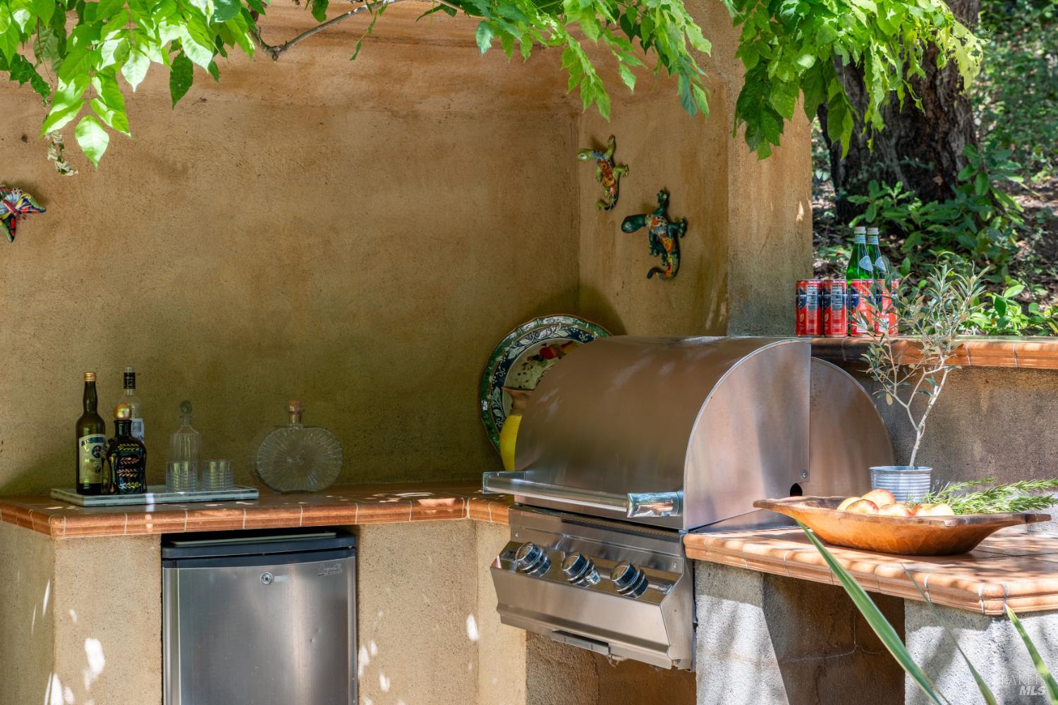 3242 Silverado Trail N St. Helena CA 94574