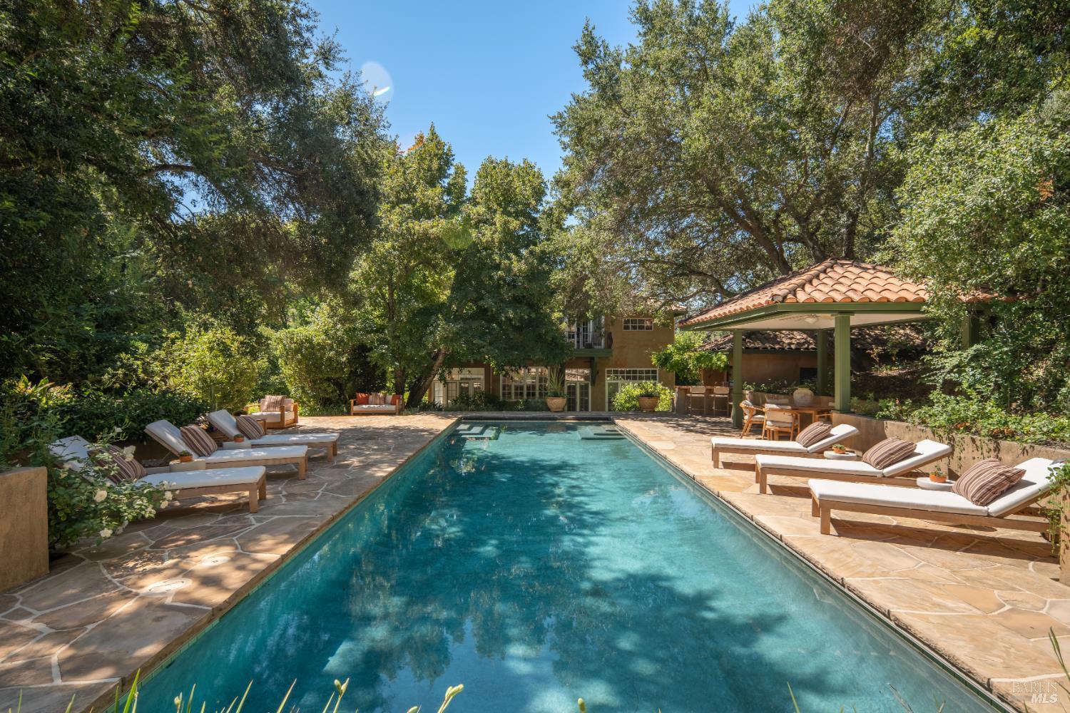 3242 Silverado Trail N St. Helena CA 94574