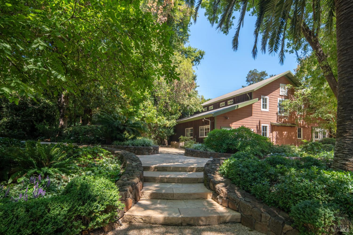 3242 Silverado Trail N St. Helena CA 94574