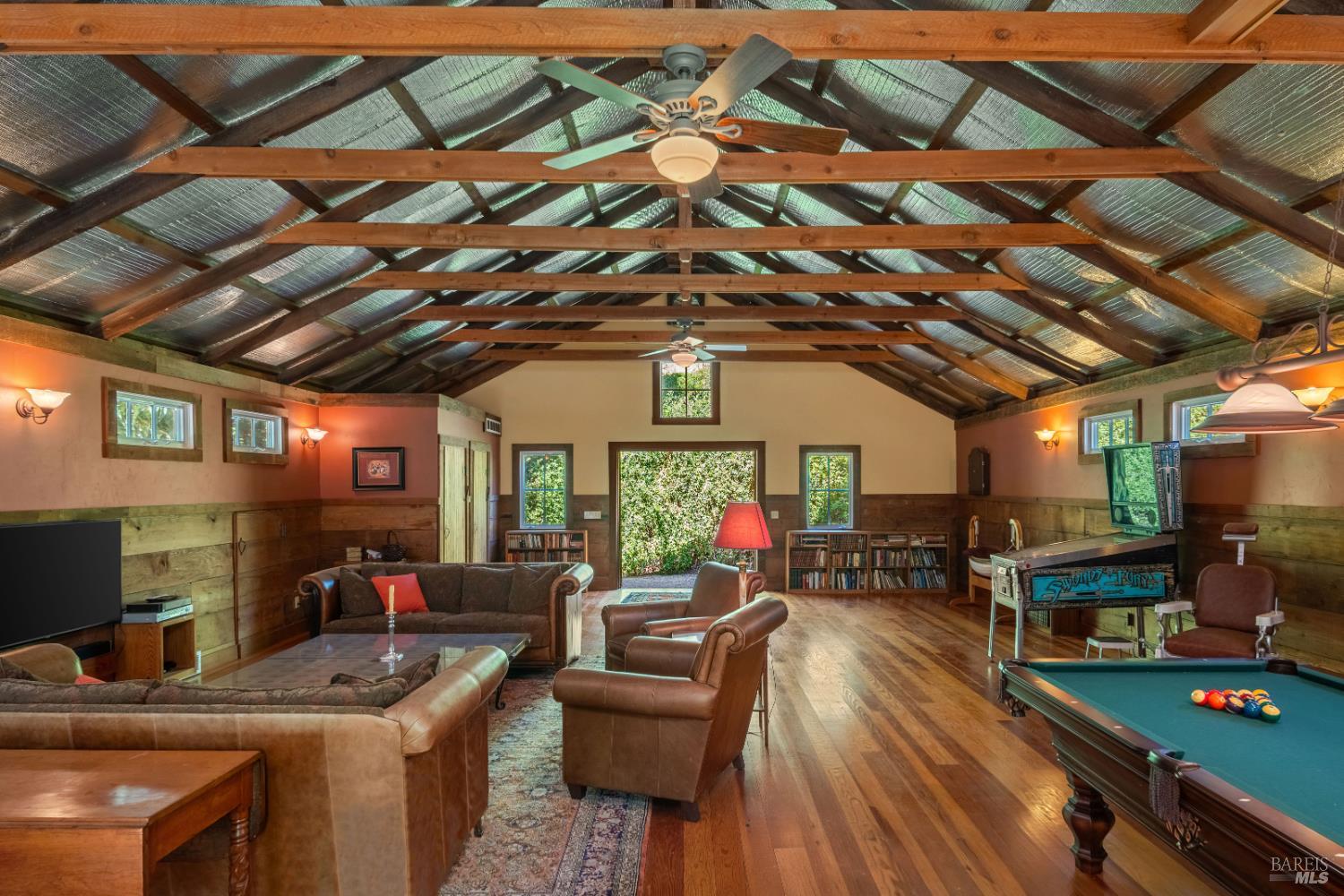 3242 Silverado Trail N St. Helena CA 94574