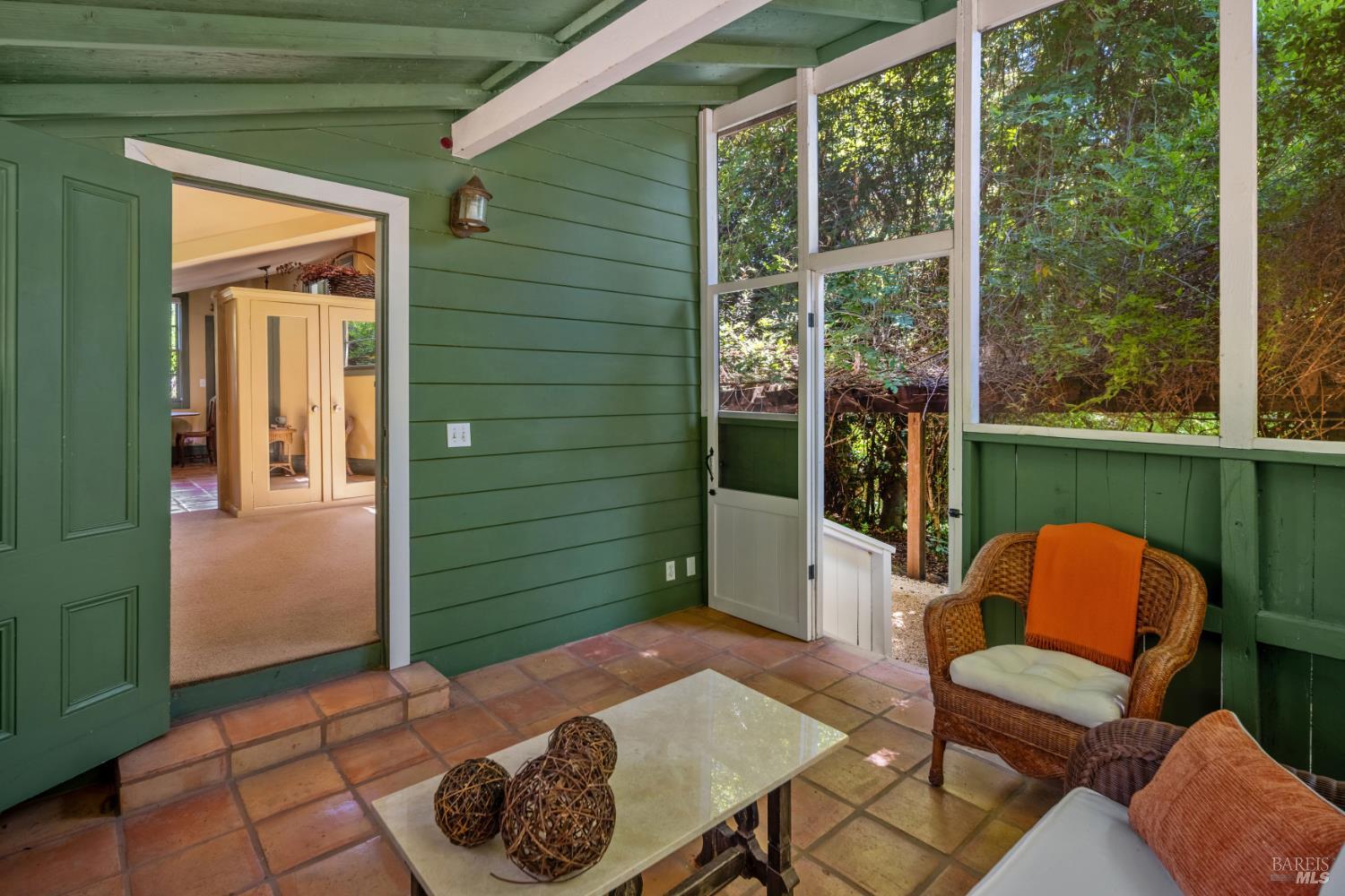 3242 Silverado Trail N St. Helena CA 94574