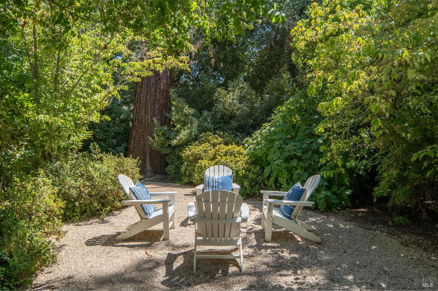 3242 Silverado Trail N St. Helena CA 94574