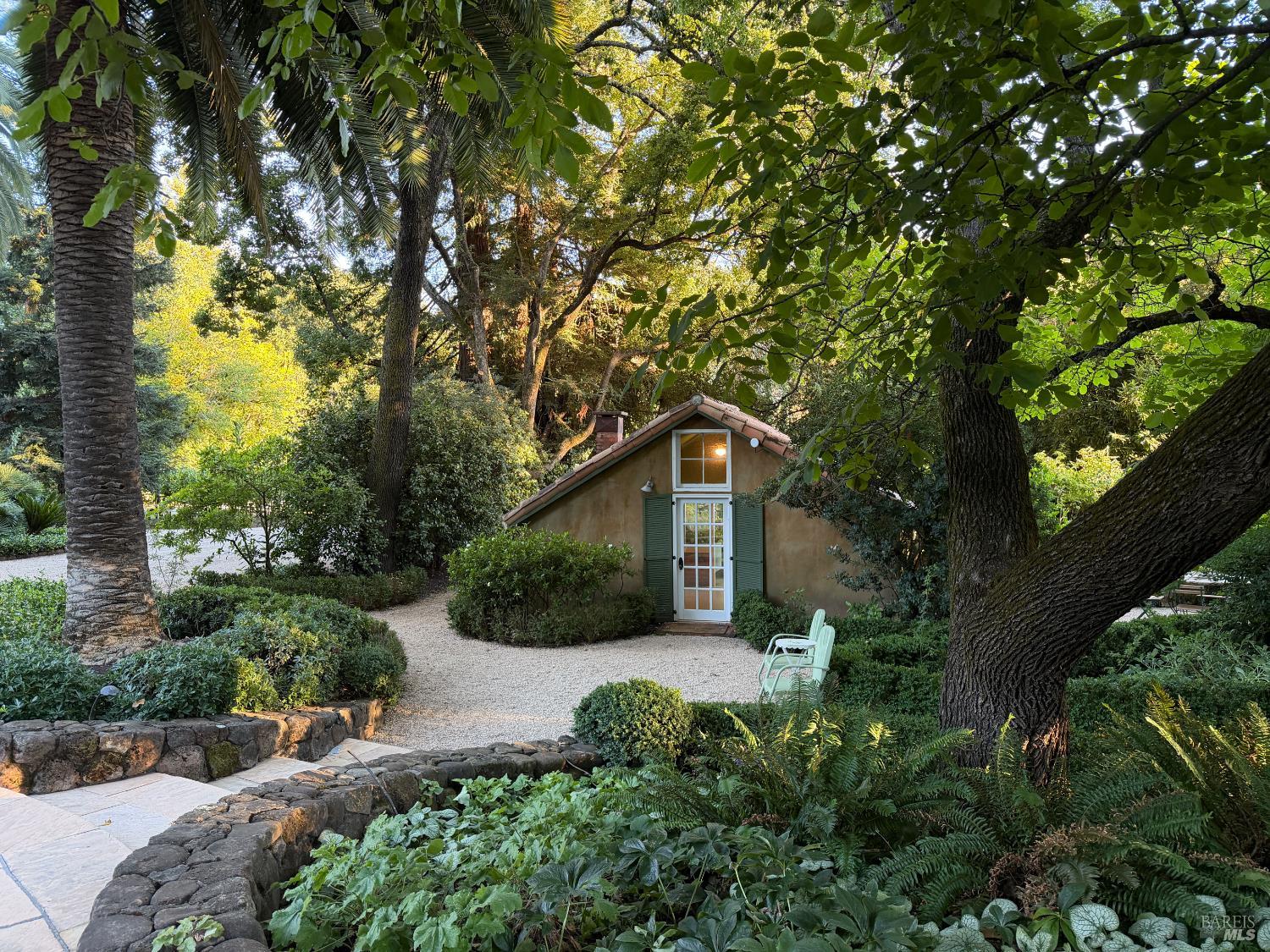 3242 Silverado Trail N St. Helena CA 94574