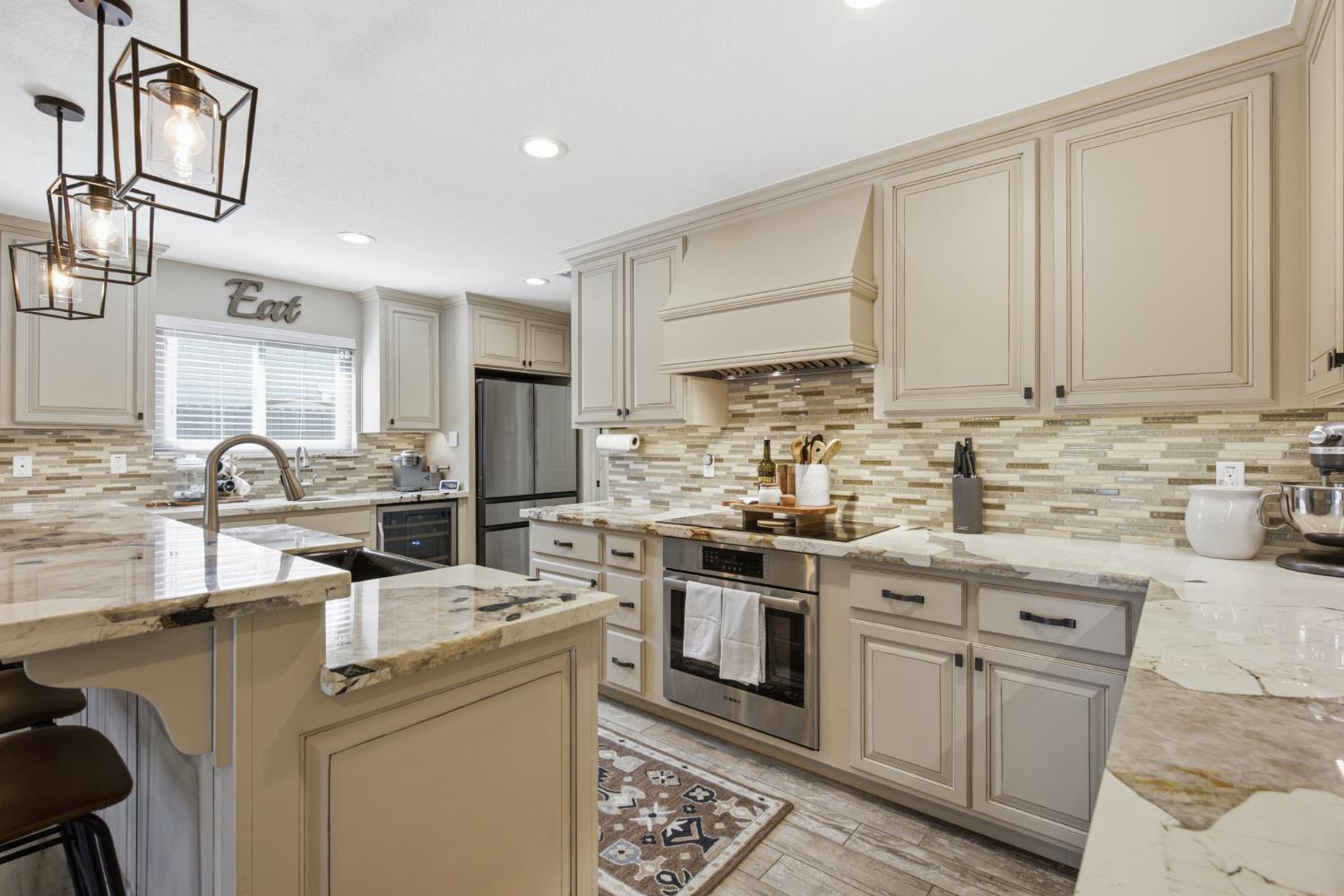 1299 Miners Roseville CA 95661