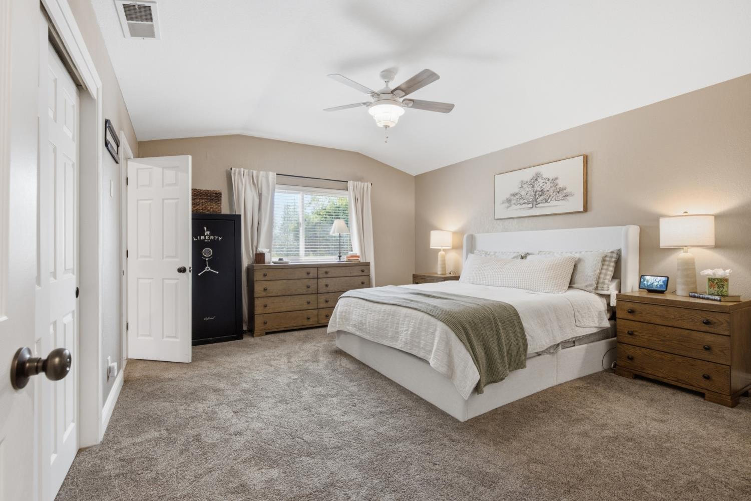 1299 Miners Roseville CA 95661