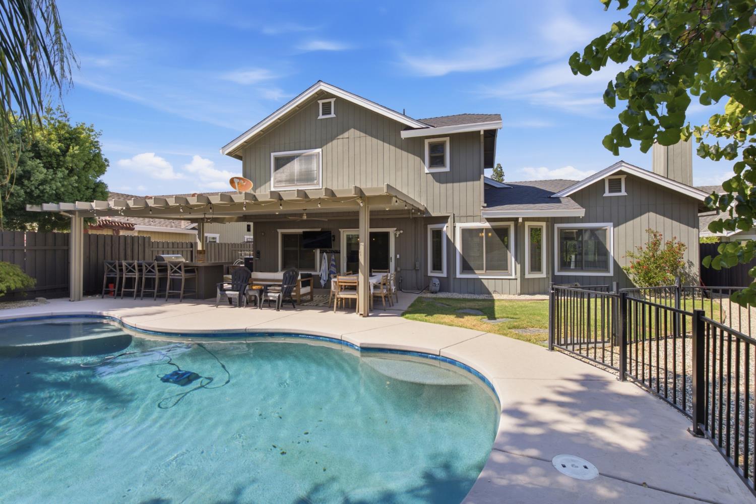 1299 Miners Roseville CA 95661