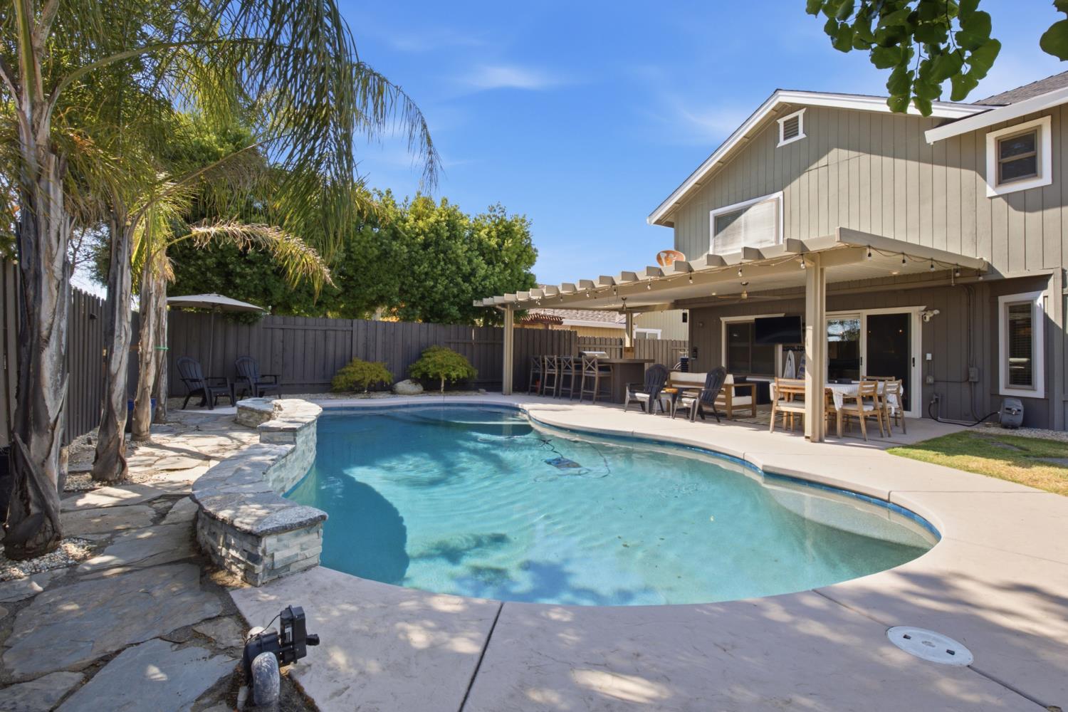 1299 Miners Roseville CA 95661