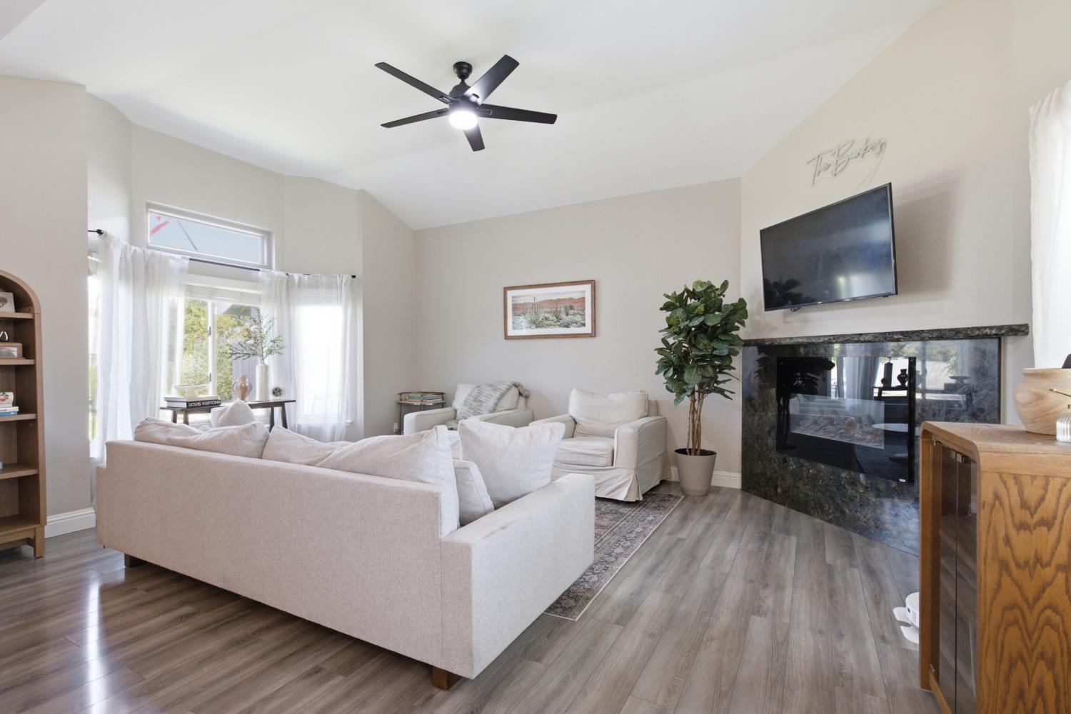 1299 Miners Roseville CA 95661