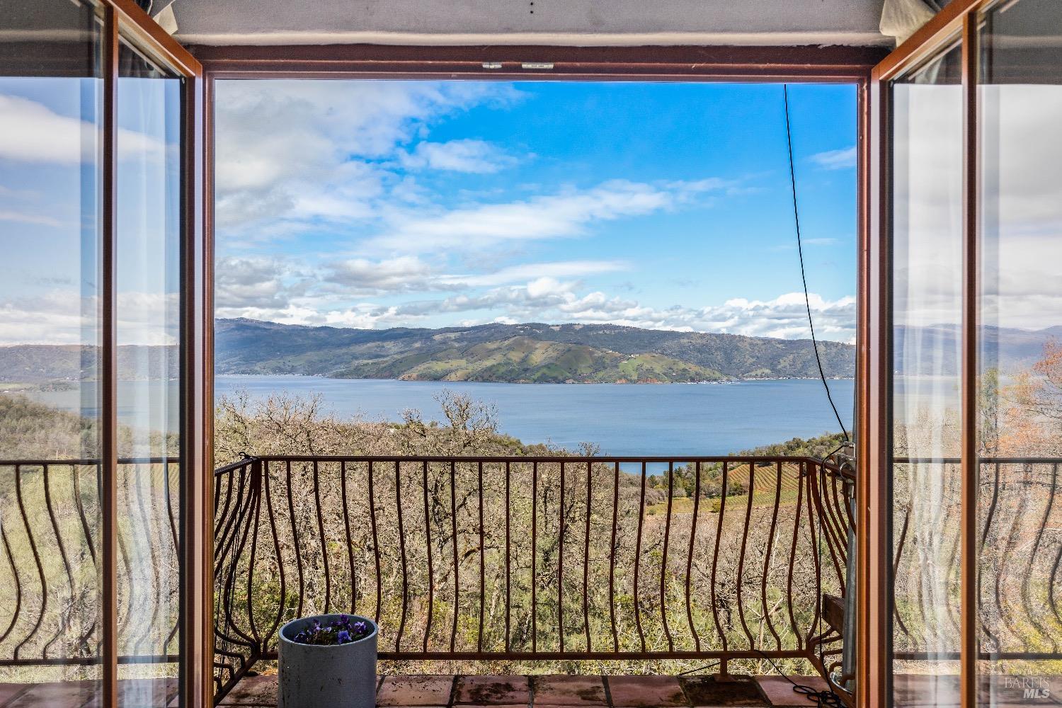 3520 Michelle Drive Kelseyville CA 95451