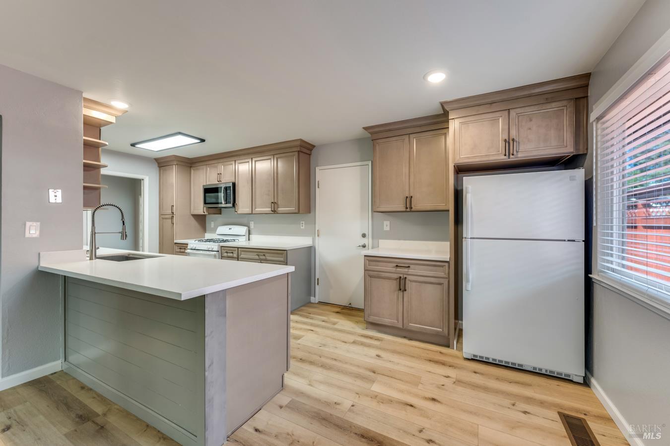 4960 Snark Avenue Santa Rosa CA 95409