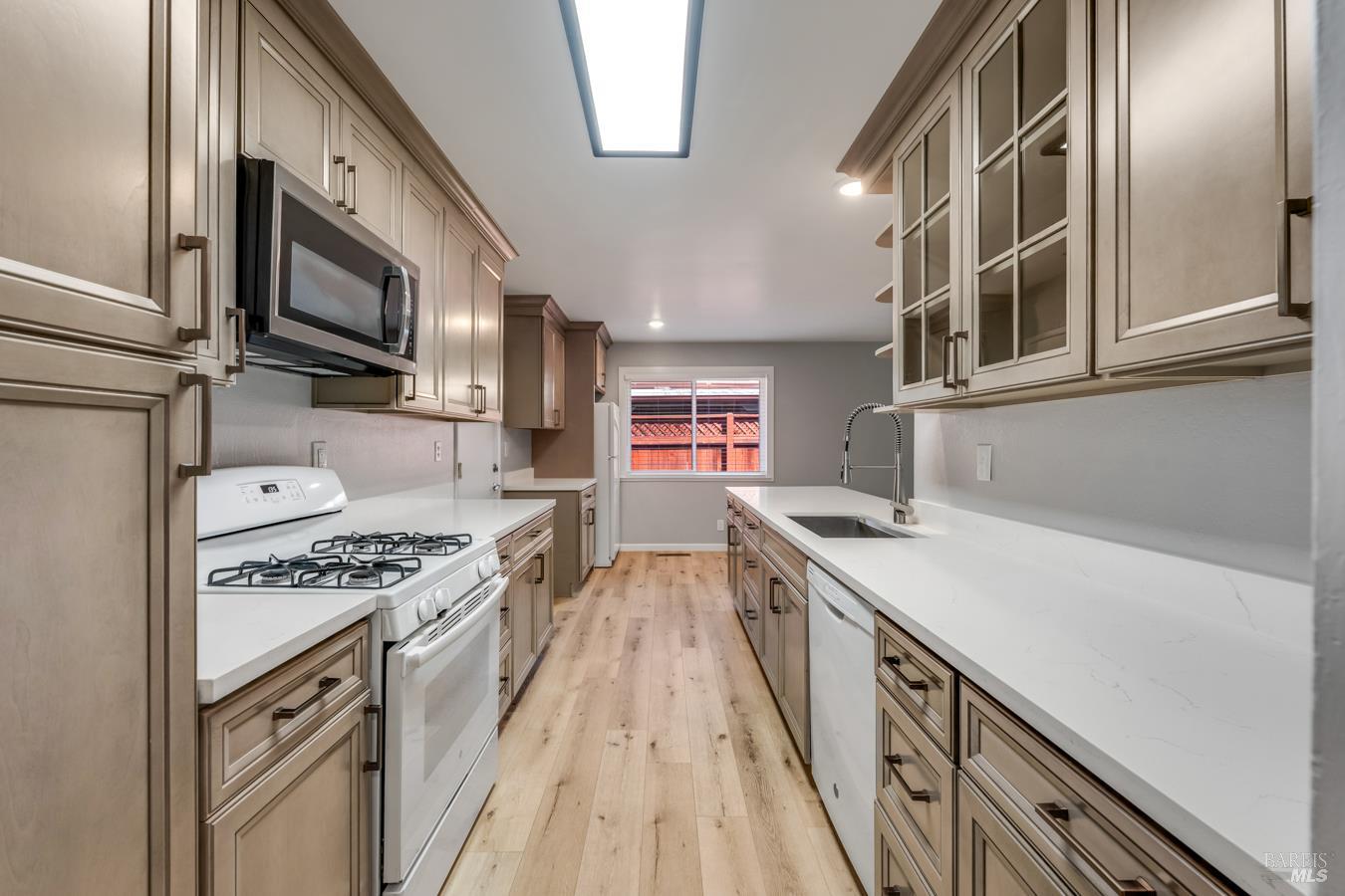 4960 Snark Avenue Santa Rosa CA 95409