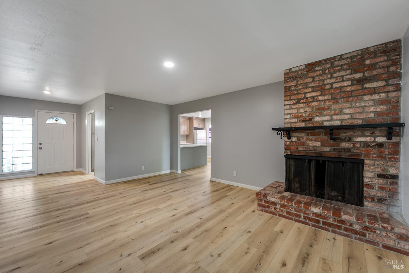 4960 Snark Avenue Santa Rosa CA 95409
