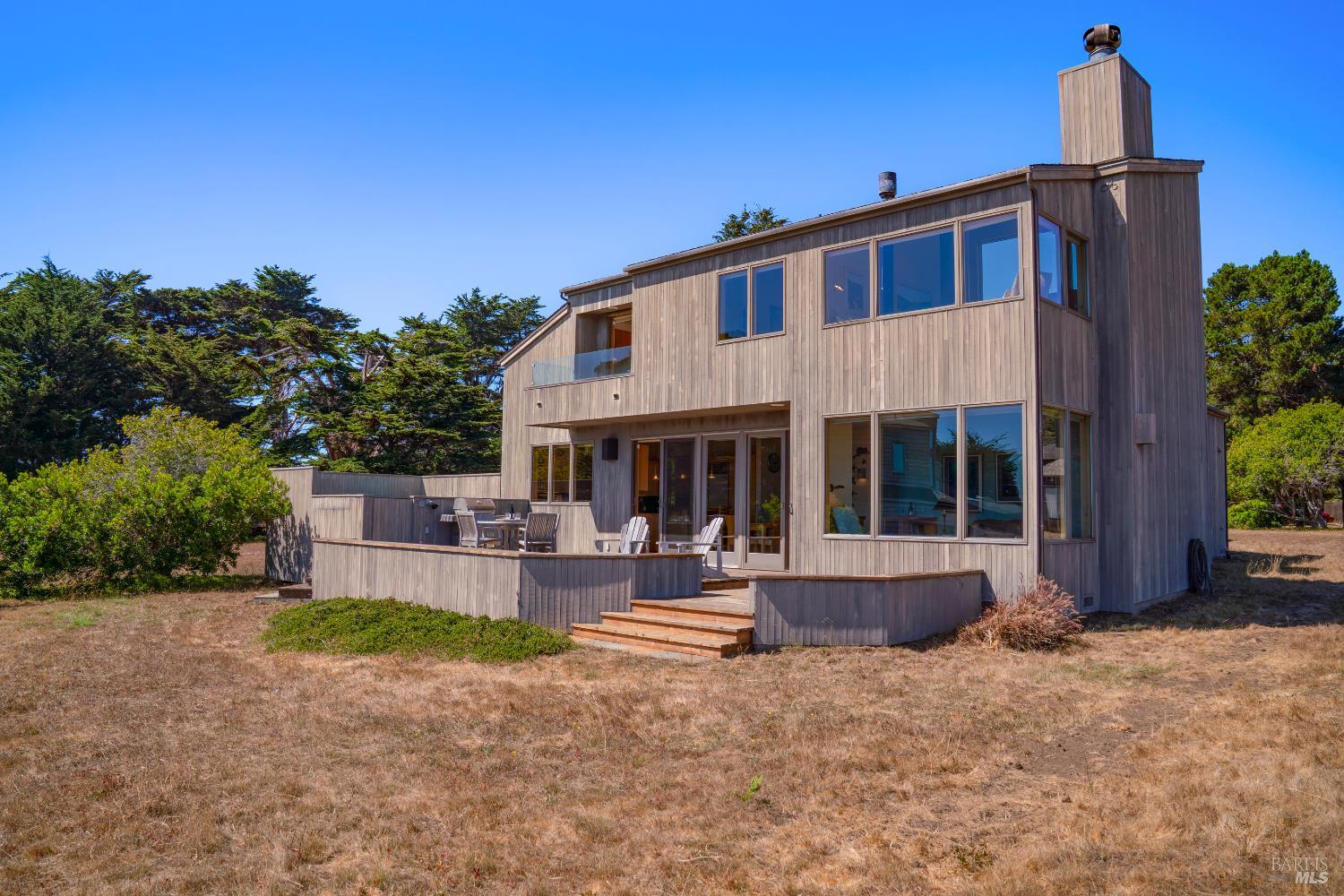 64 Whalers Reach The Sea Ranch CA 95497