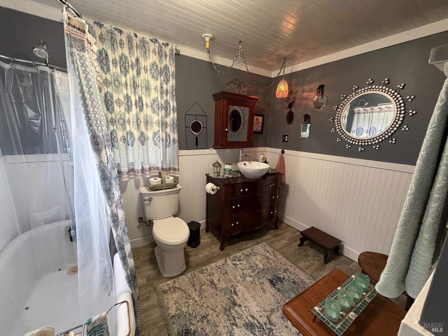 56800 Us-101 Laytonville CA 95454
