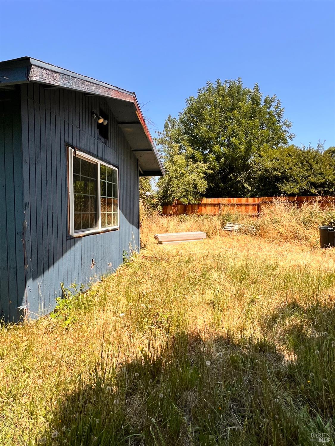 481 Della Avenue Willits CA 95490