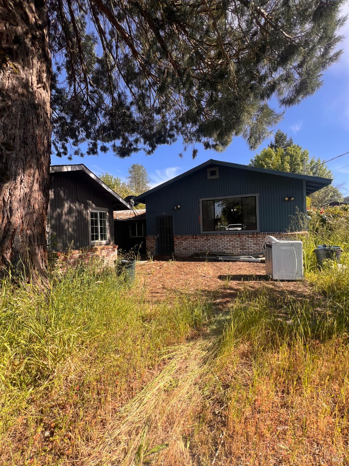 481 Della Avenue Willits CA 95490