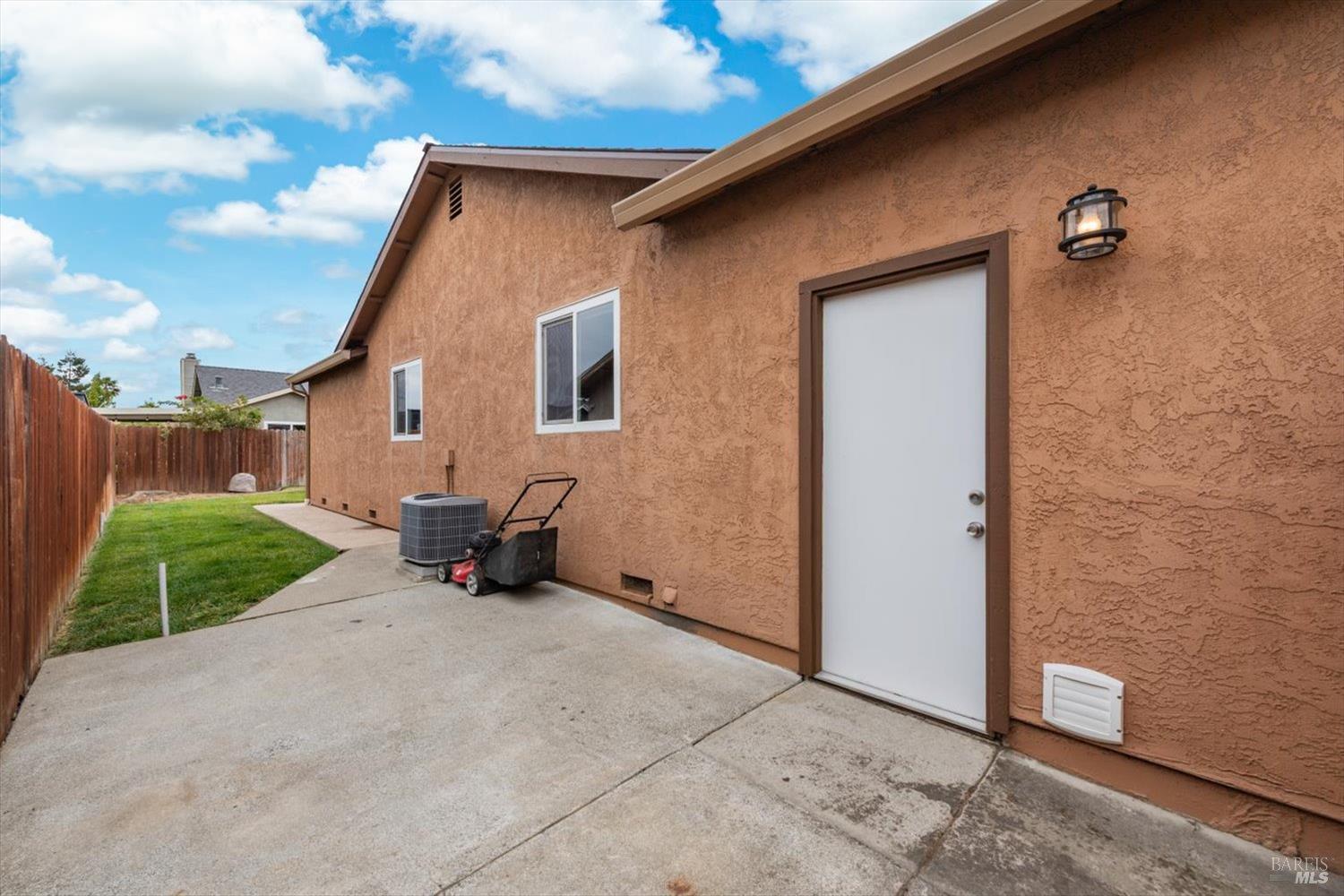 902 Pintail Drive Suisun City CA 94585