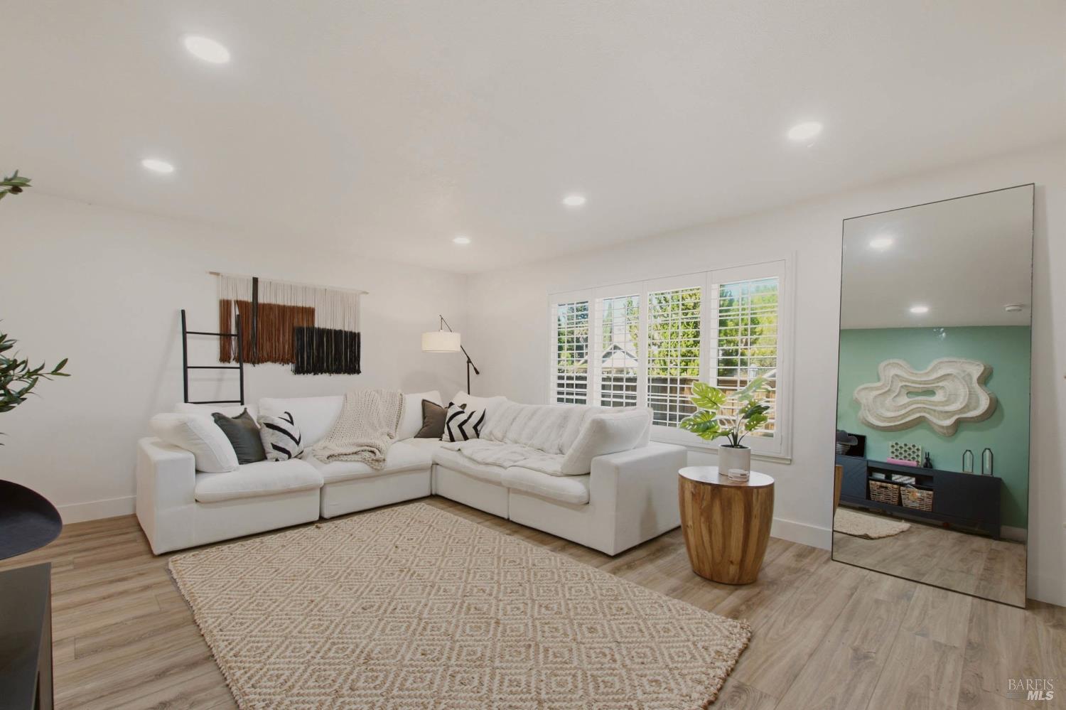 107 Cochise Court Vacaville CA 95688
