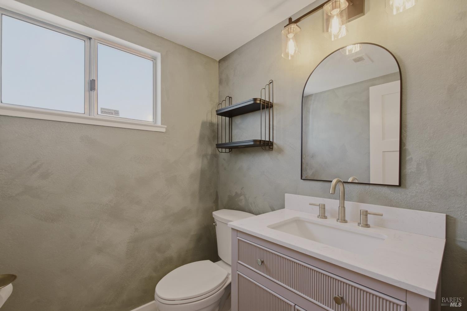 107 Cochise Court Vacaville CA 95688