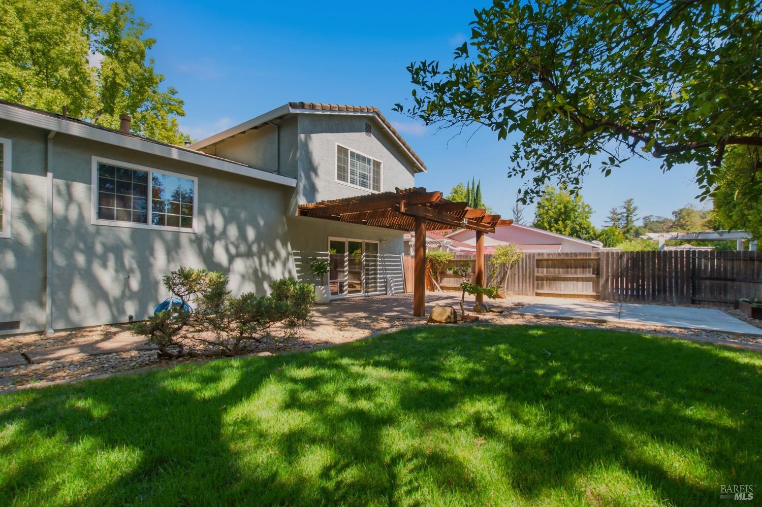 107 Cochise Court Vacaville CA 95688