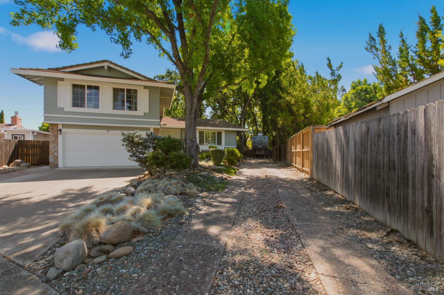 107 Cochise Court Vacaville CA 95688