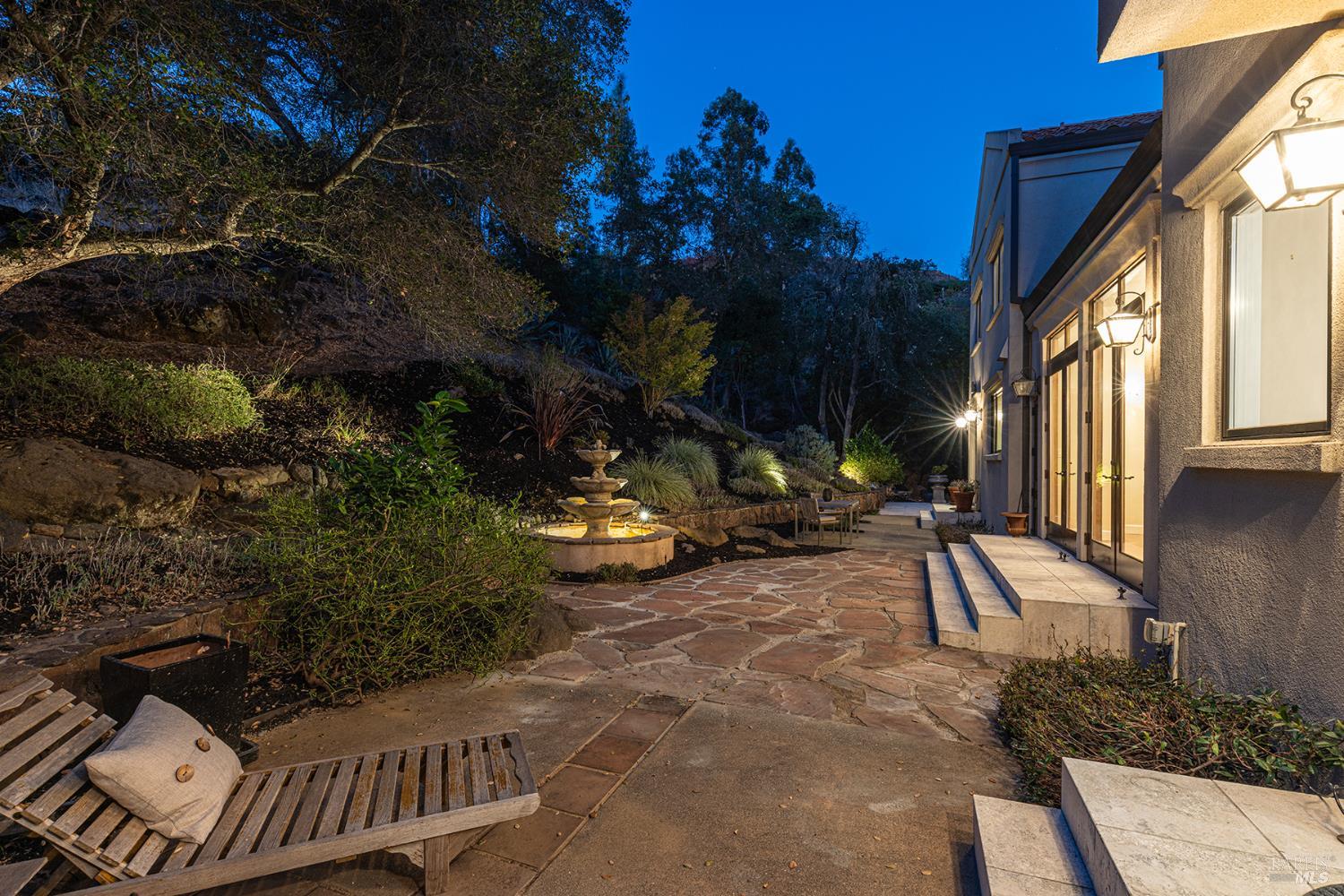 145 Canyon Court Napa CA 94558
