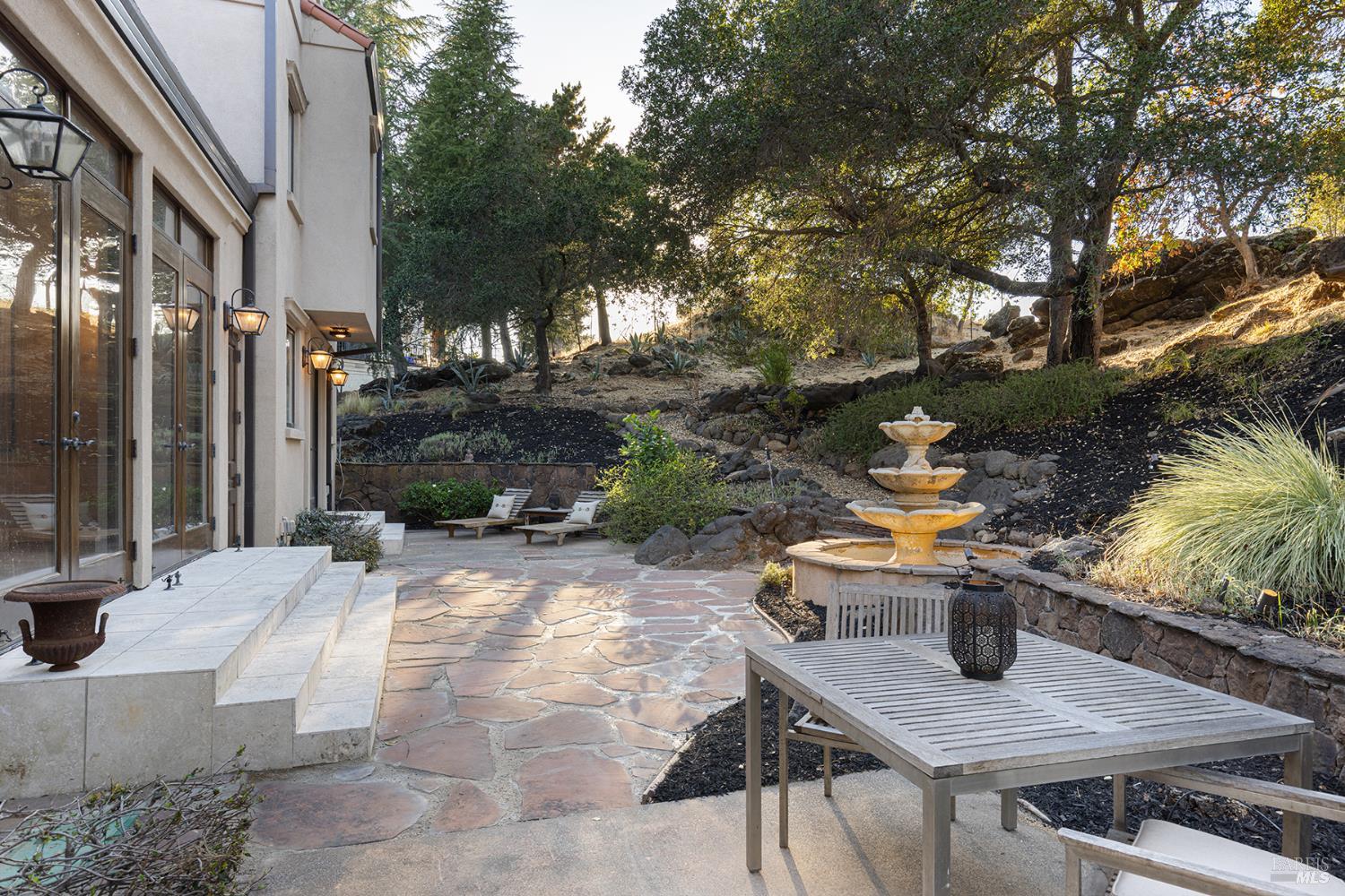 145 Canyon Court Napa CA 94558