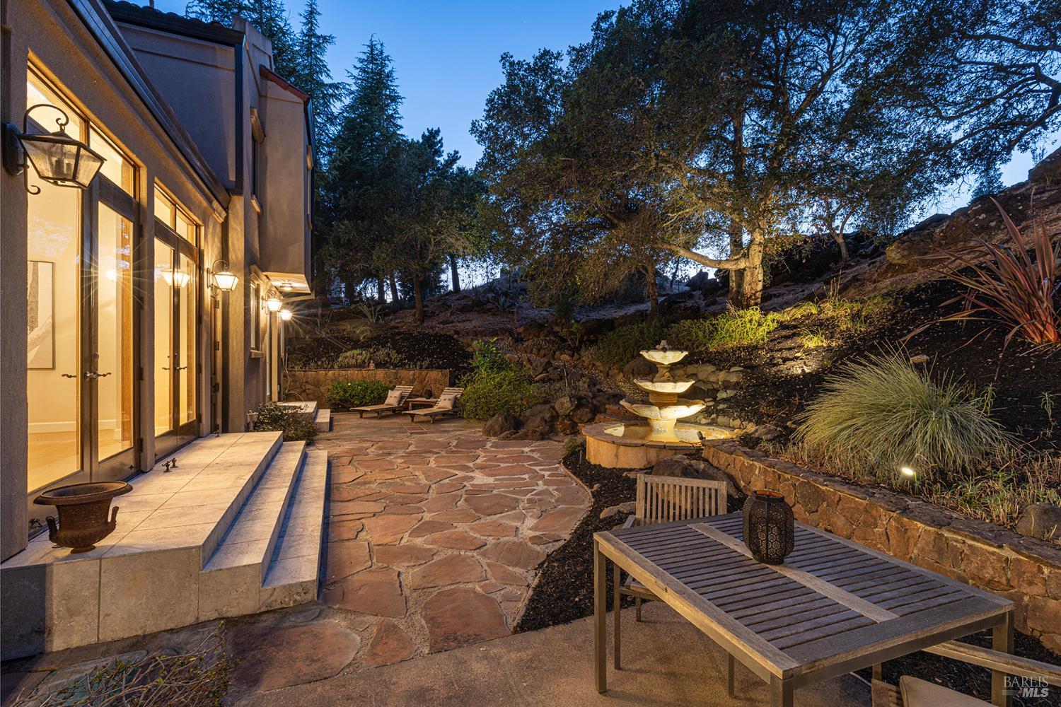 145 Canyon Court Napa CA 94558