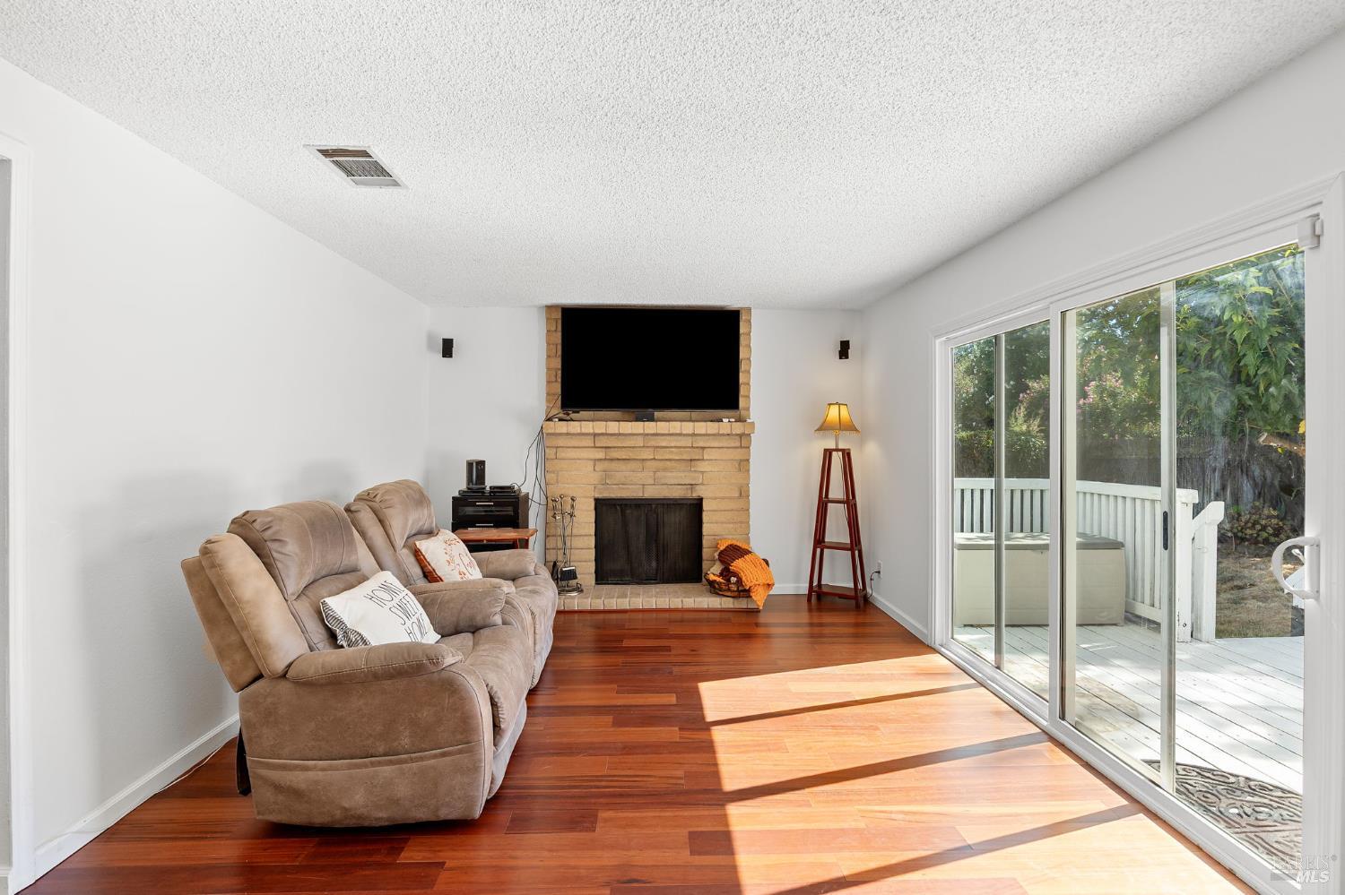 571 Gregory Drive Vacaville CA 95687