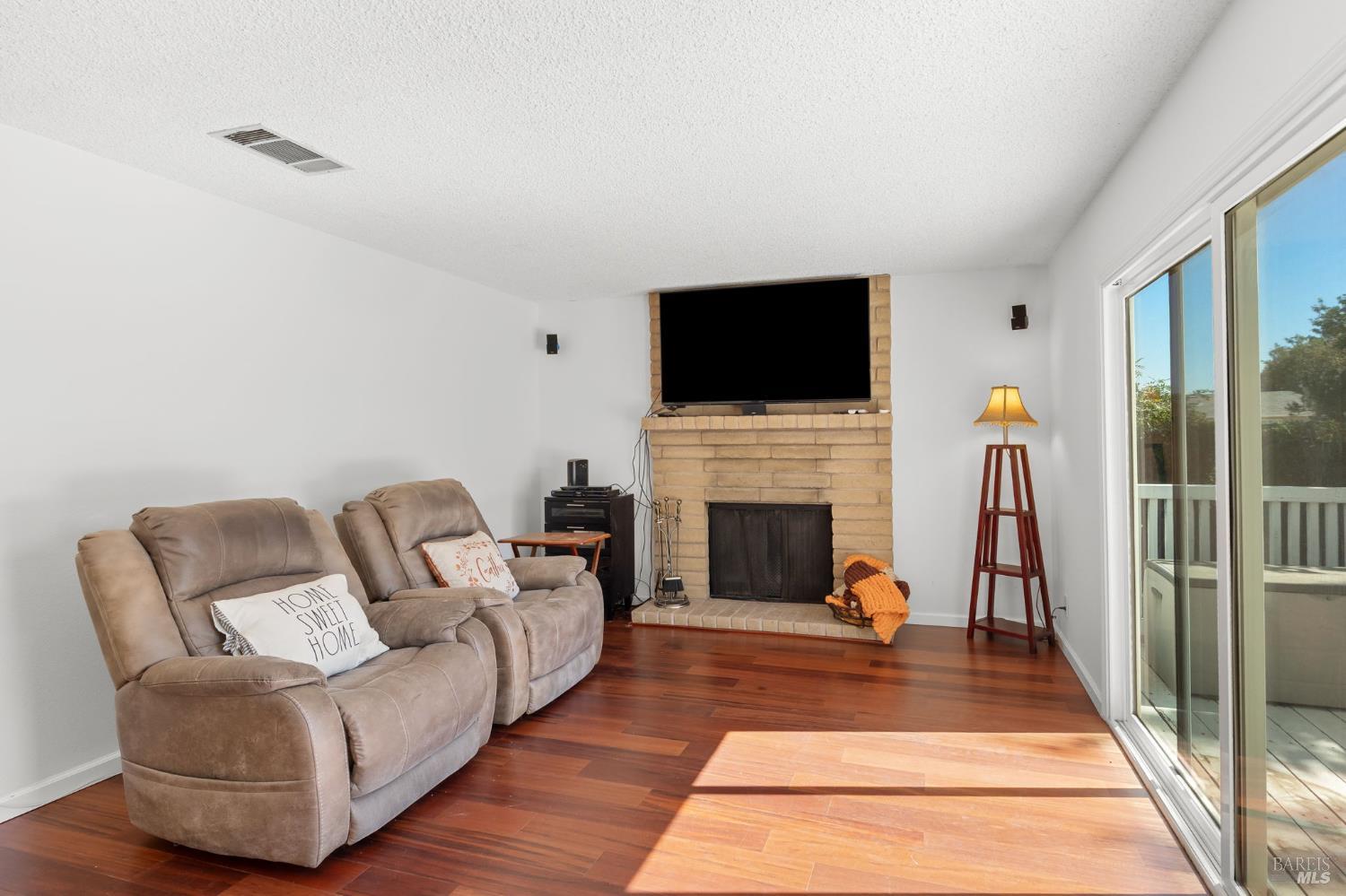 571 Gregory Drive Vacaville CA 95687
