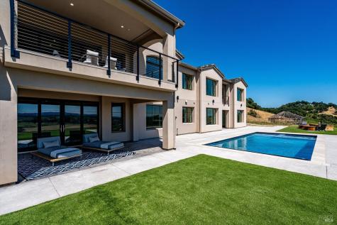 120 Angela Drive Santa Rosa CA 95403