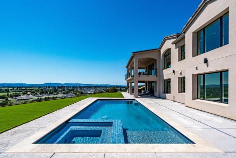 120 Angela Drive Santa Rosa CA 95403