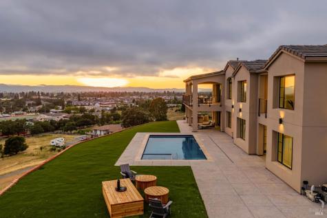 120 Angela Drive Santa Rosa CA 95403