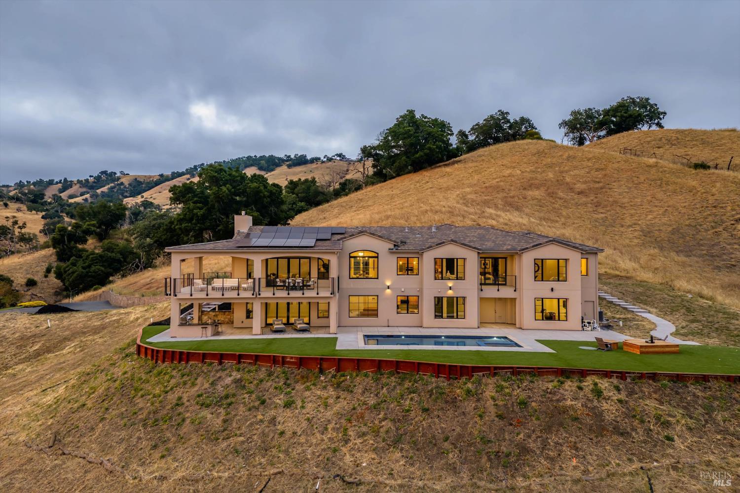 120 Angela Drive Santa Rosa CA 95403