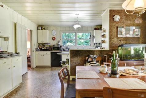 2400 Nelligan Road Glen Ellen CA 95442