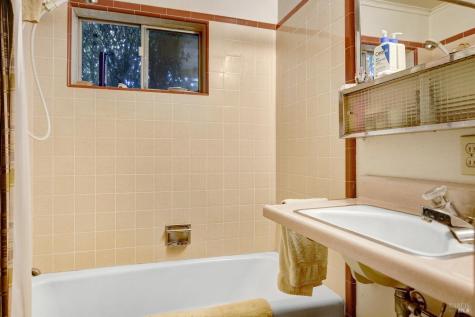 2400 Nelligan Road Glen Ellen CA 95442