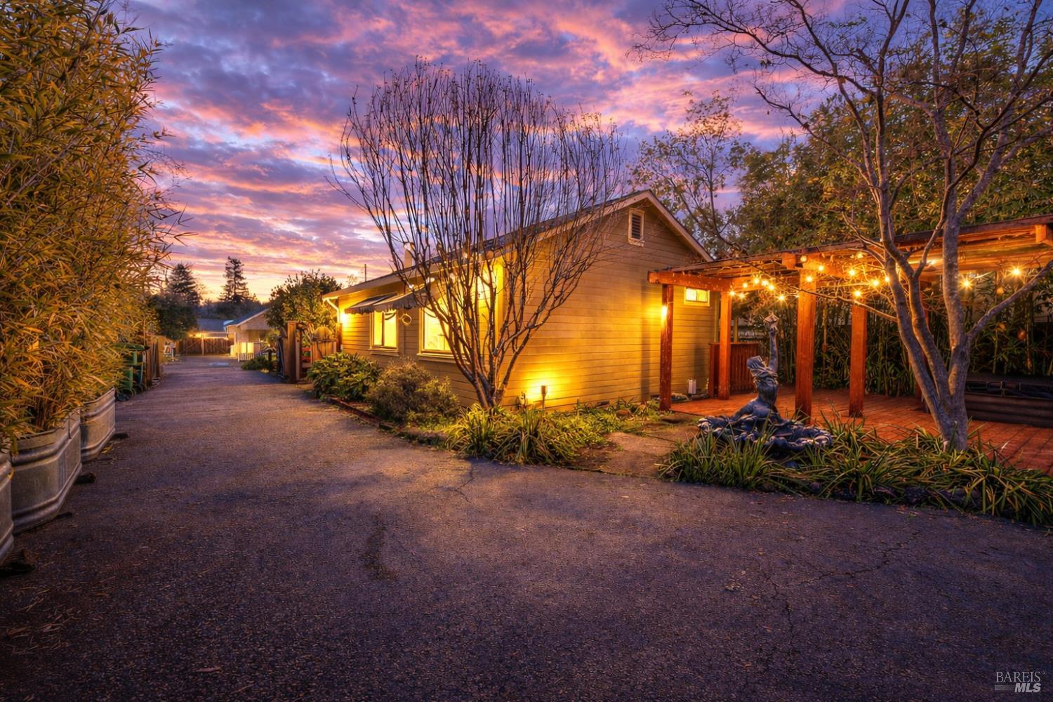 115 Sherman Street Healdsburg CA 95448