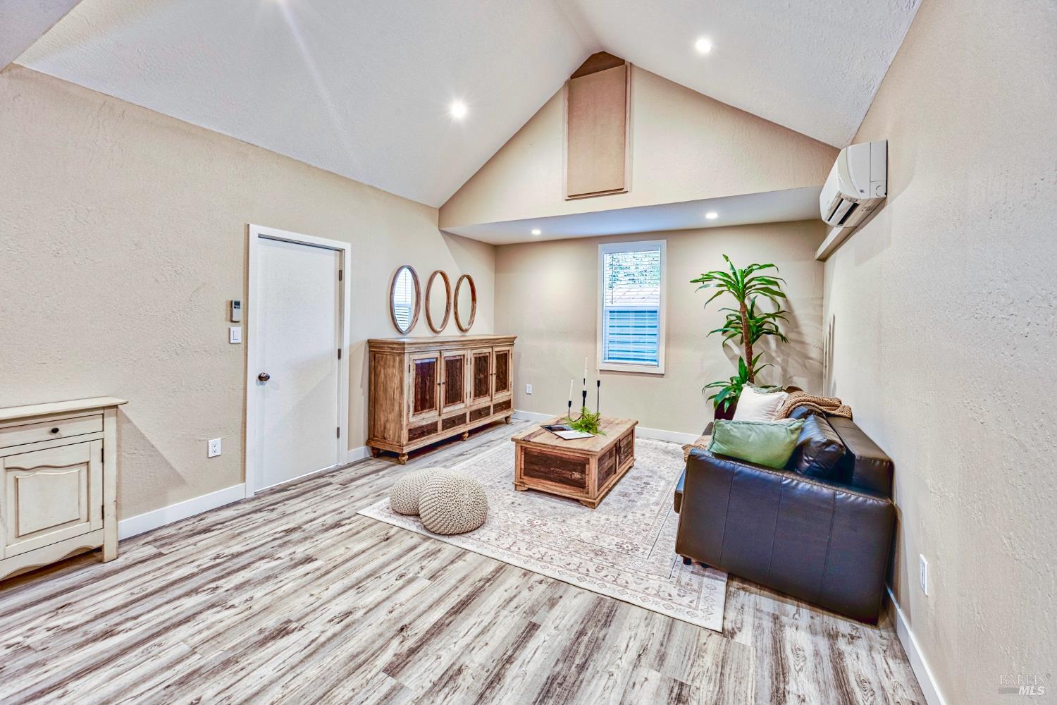 115 Sherman Street Healdsburg CA 95448