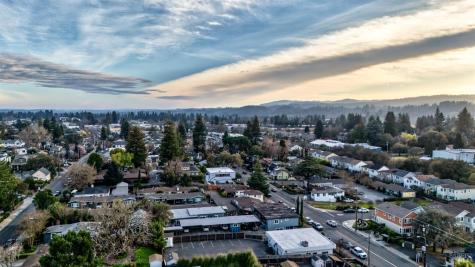 115 Sherman Street Healdsburg CA 95448