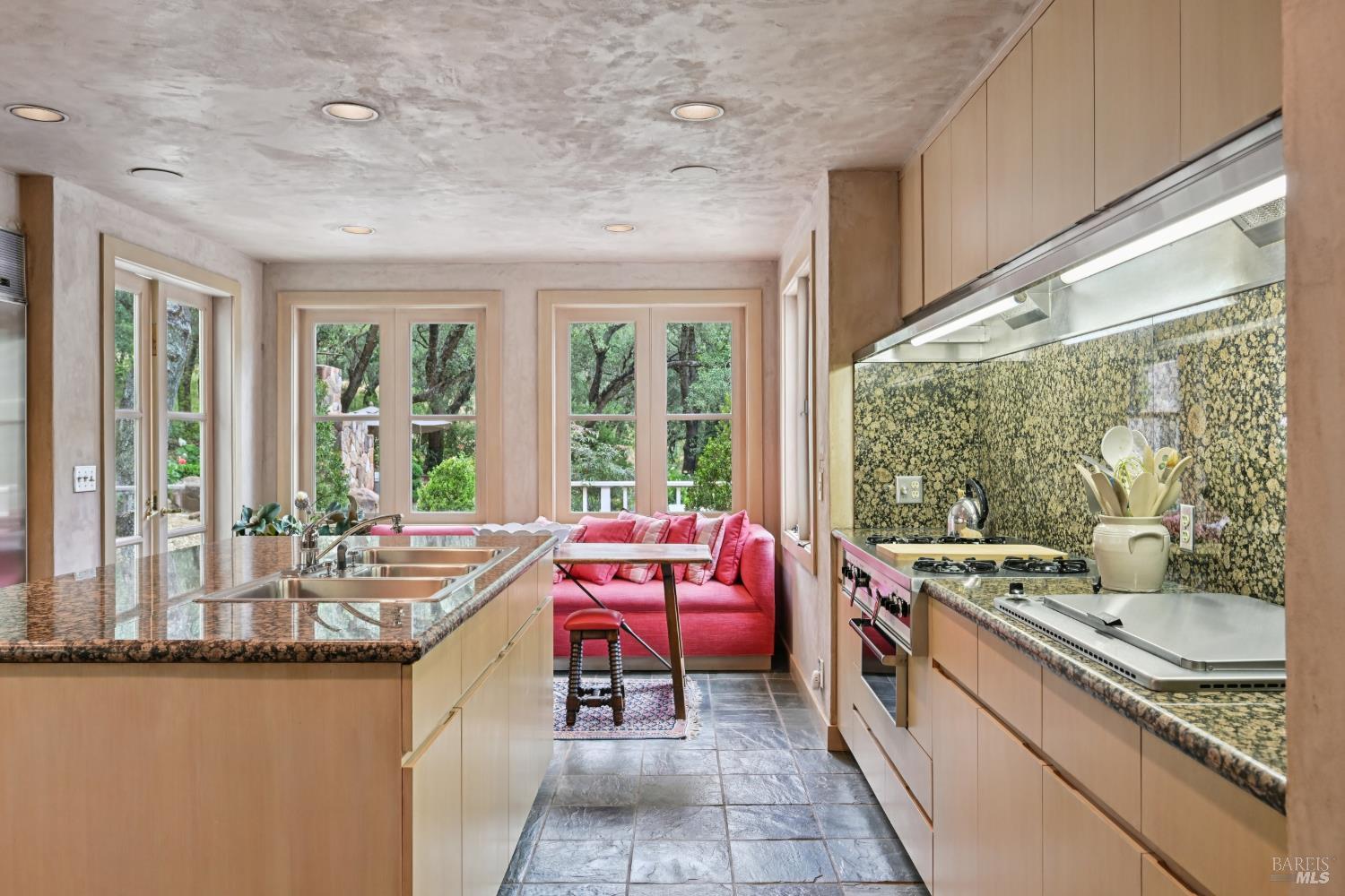 7768 Silverado Trail Napa CA 94558