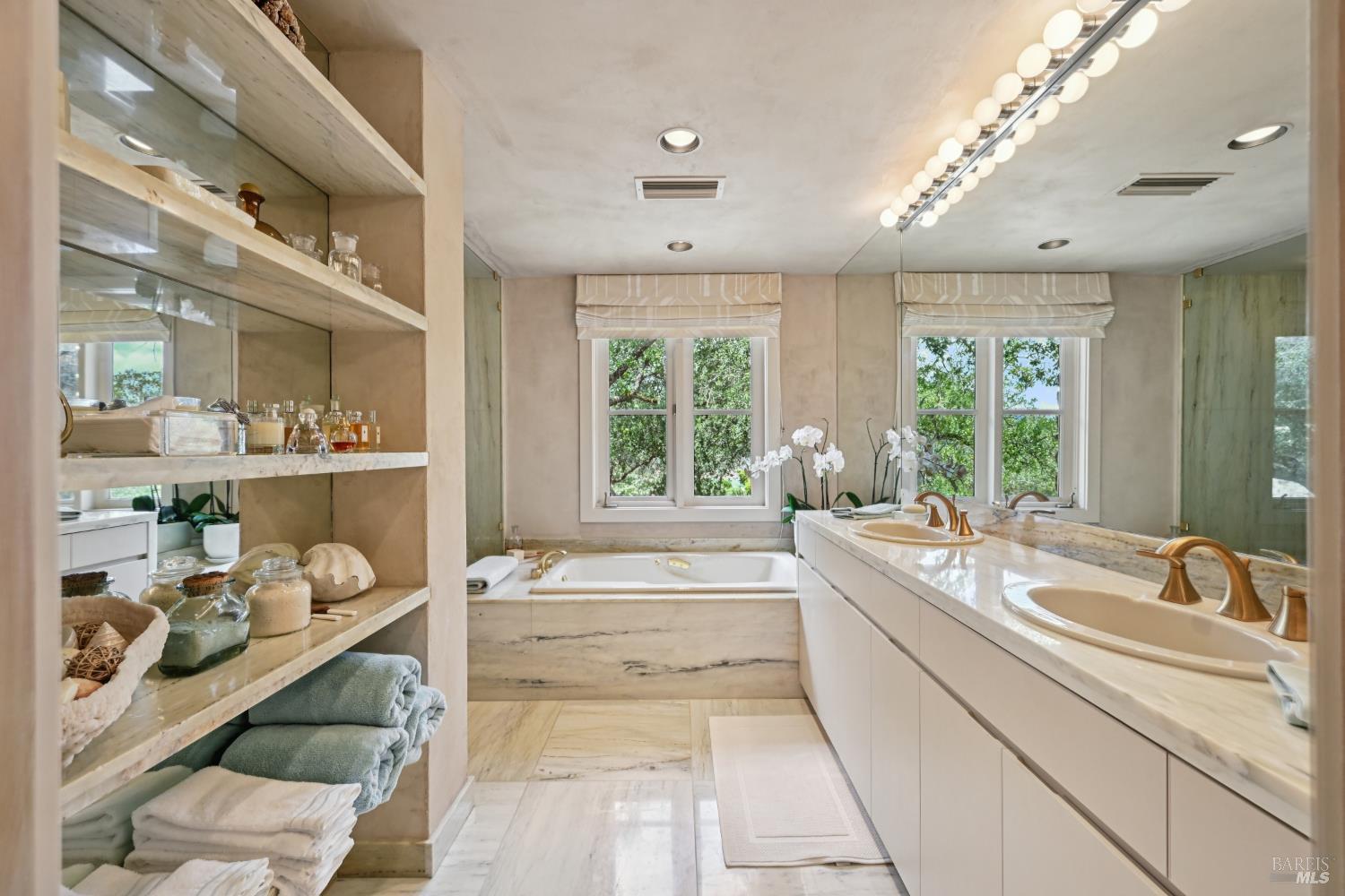 7768 Silverado Trail Napa CA 94558