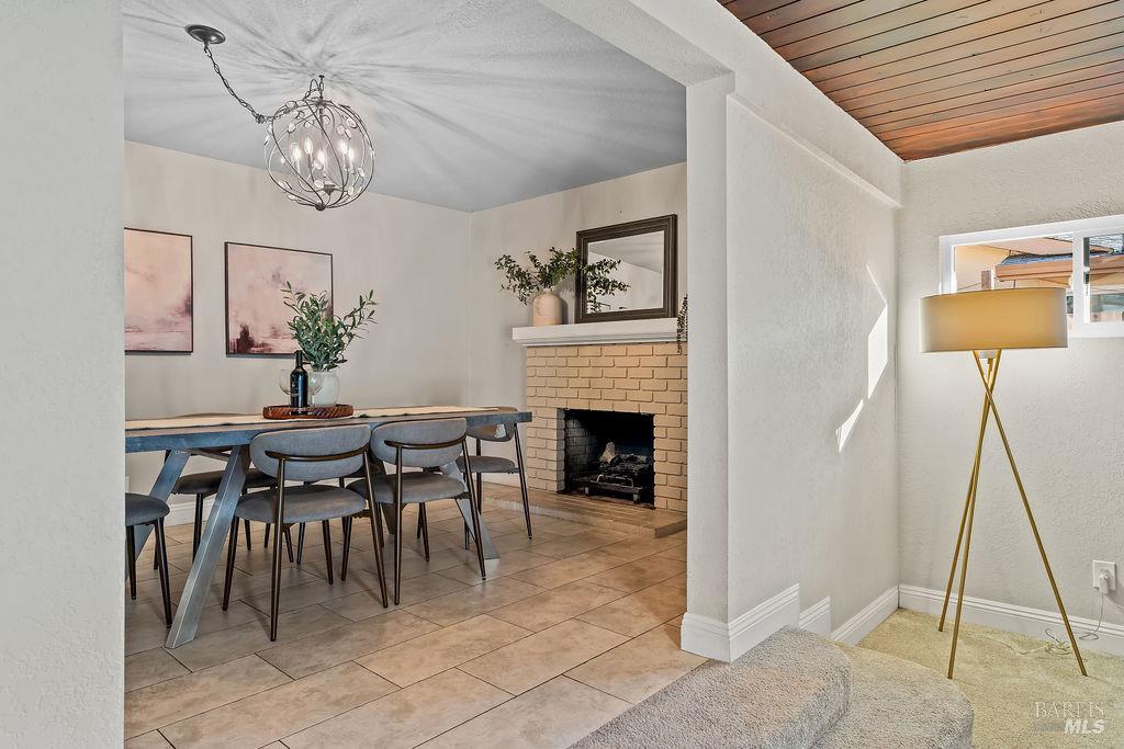 2033 Mission Boulevard Santa Rosa CA 95409