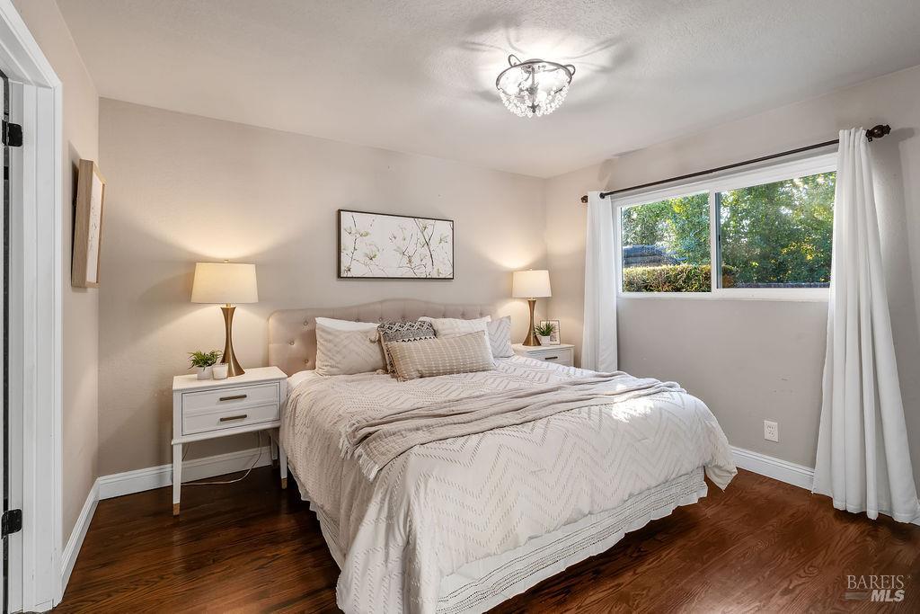 2033 Mission Boulevard Santa Rosa CA 95409