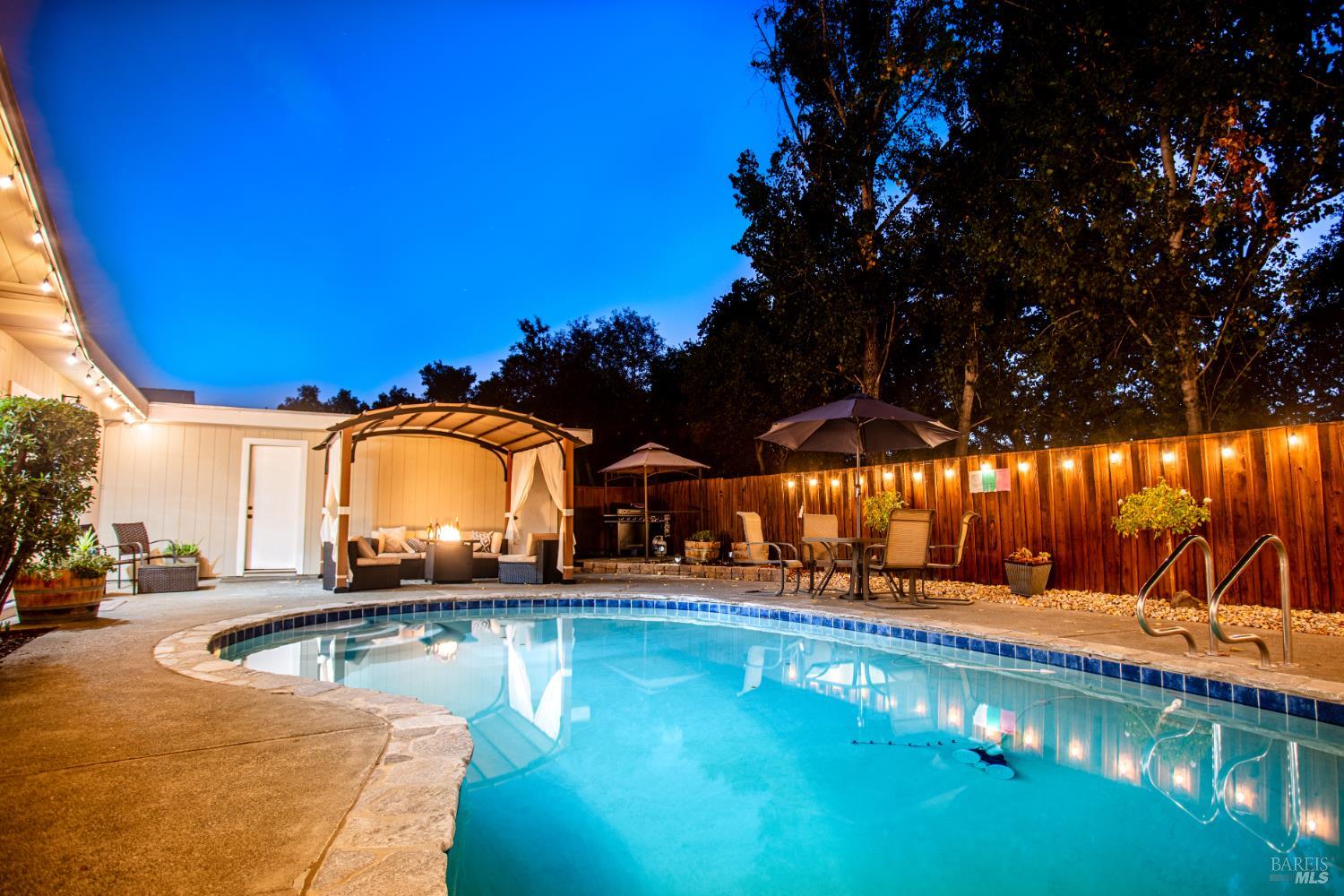 2033 Mission Boulevard Santa Rosa CA 95409