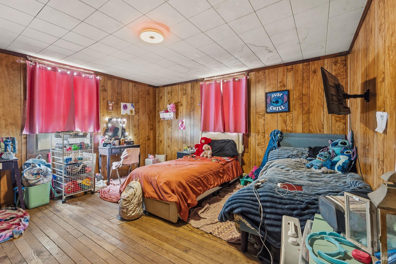 1995 E Hill Road Willits CA 95490