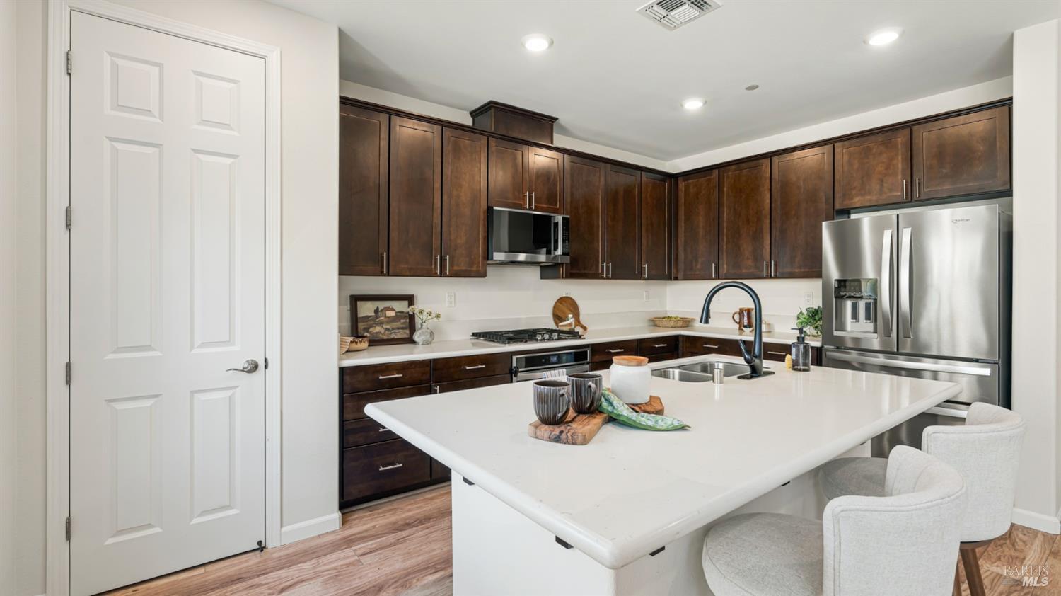 5530 Kennedy Place Rohnert Park CA 94928