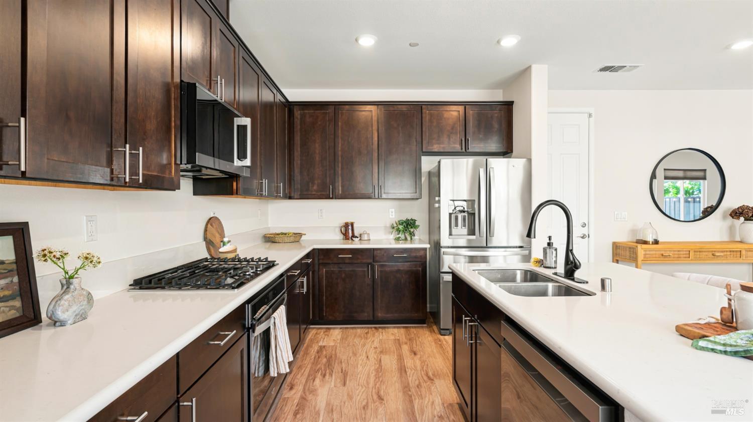 5530 Kennedy Place Rohnert Park CA 94928