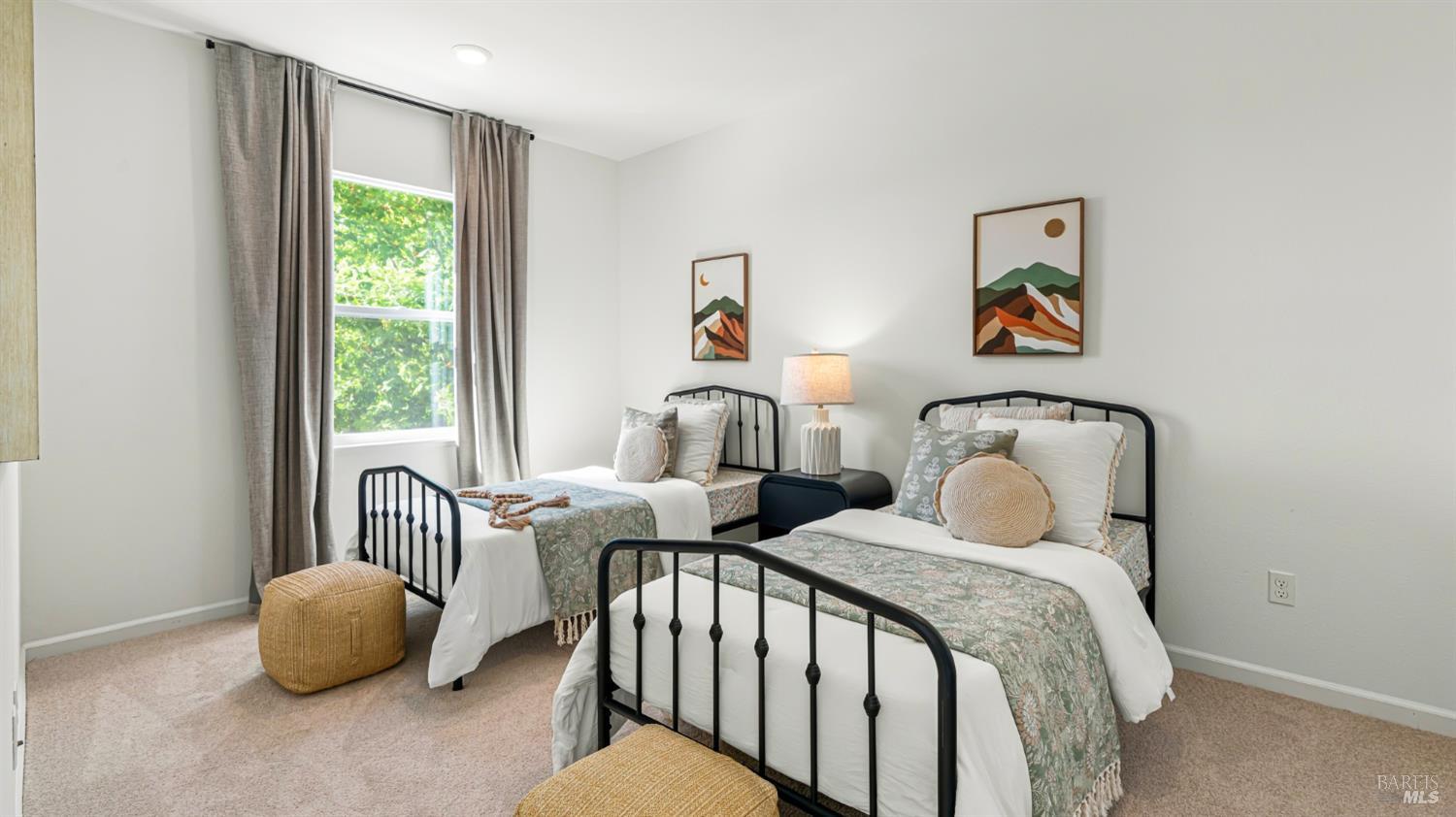5530 Kennedy Place Rohnert Park CA 94928