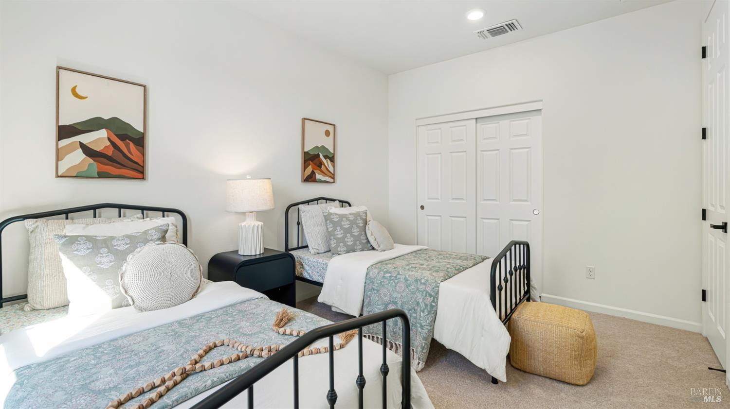 5530 Kennedy Place Rohnert Park CA 94928