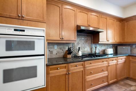 34 Mildenhall Street Novato CA 94949
